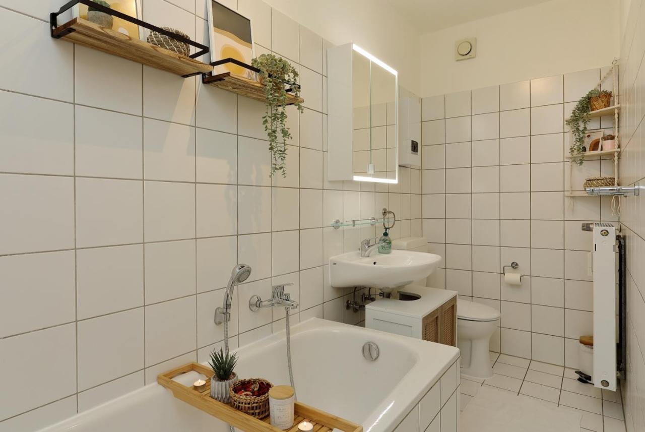 *City, Naehe Hbf, Kingsizebetten, Fitnessecke* 杜伊斯堡 外观 照片